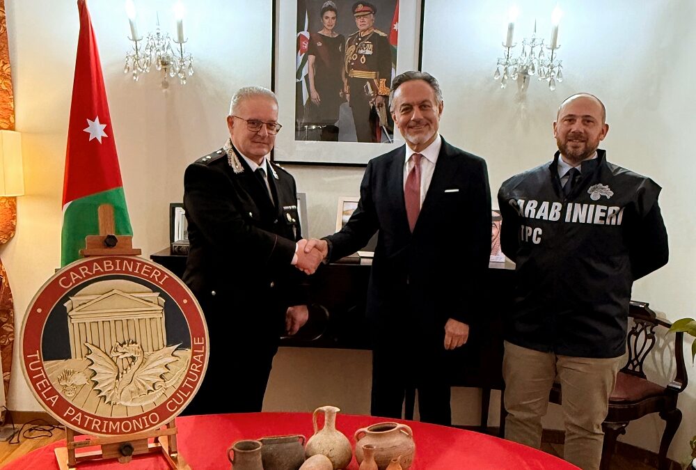 CARABINIERI TUTELA PATRIMONIO CULTURALE: CERIMONIA DI RESTITUZIONE DI BENI ARCHEOLOGICI DI EPOCA CLASSICA, EGIZIA E NABATEA ALLE AMBASCIATE DEGLI STATI AVENTI DIRITTO