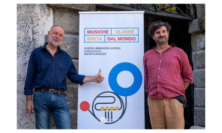 PRESENTATA NEL CASTELLO DI KROMBERK L’EDIZIONE 2025 DI MUSICHE DAL MONDO – GLASBE SVETA