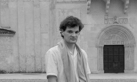 ALLA BIBLIOTECA COMUNALE QUARANTOTTI GAMBINI, IN OCCASIONE DELLA MOSTRA “POETI IN ACQUARELLO” DI GASTONE BIANCHI, INCONTRO CON CARLO SELAN E LA SUA POESIA