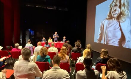 TEATRO COMUNALE DI CORMONS: la nuova stagione artistica è il teatro che torna all’essenza e al rapporto col pubblico