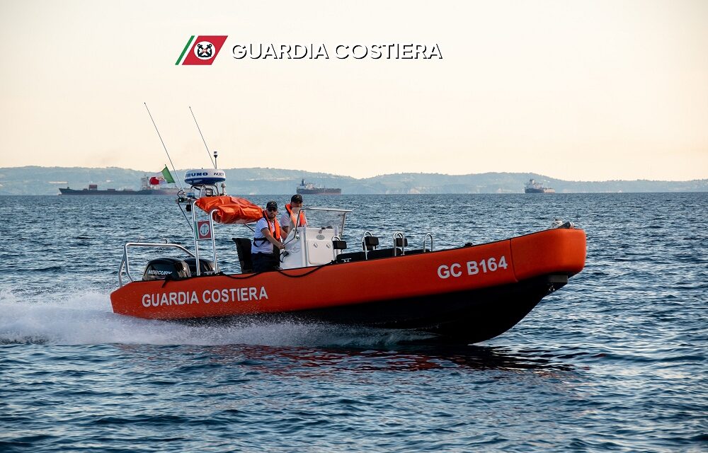 GUARDIA COSTIERA: RAGAZZE CON IL SUP IN DIFFICOLTÀ AL LARGO DI BARCOLA