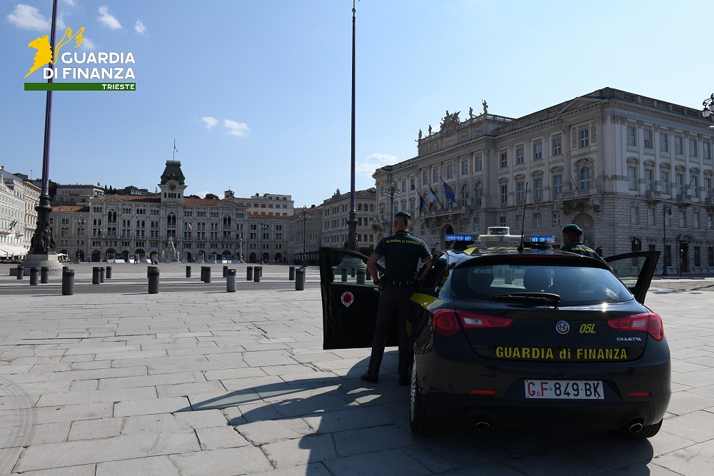 SISTEMA DI “TAXI ABUSIVI” SCOPERTO NELL’AREA TURISTICA DI SISTIANA DALLA GDF DI TRIESTE: QUATTRO AUTOVETTURE SEQUESTRATE (UNA INTESTATA AD UN’ASSOCIAZIONE NO PROFIT) E DENUNCIATO UN AUTISTA IN STATO DI ALTERAZIONE ALCOLICA