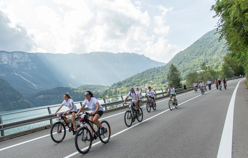 GIRO DEL LAGO DI SANTA CROCE 2025, SABATO 9 AGOSTO AL VIA LE ISCRIZIONI