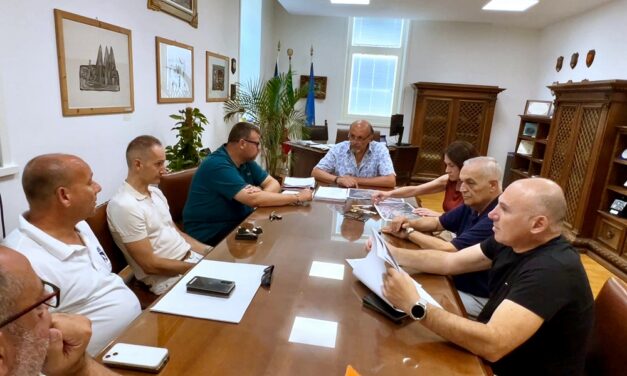 Incendio sul Carso monfalconese: C.O.C. ancora attivo, proseguono bonifica e monitoraggio del territorio per prevenire nuovi focolai