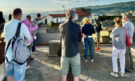 GIOVEDÌ 21 AGOSTO ALLE ORE 19, NELL’AMBITO DELL’INIZIATIVA “L’ORA DI STORIA”, È IN PROGRAMMA UNA VISITA GUIDATA LUNGO LE MURA E SUI BASTIONI DEL CASTELLO DI SAN GIUSTO