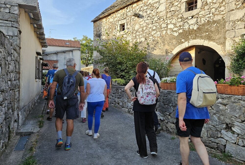 “PIACEVOLMENTE CARSO”: ESCURSIONI “SLOW” CON CURIOSI DI NATURA dal 10 AGOSTO al 7 SETTEMBRE le DOMENICHE e a FERRAGOSTO