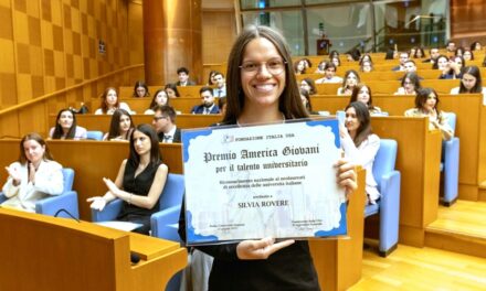 PREMIO AMERICA GIOVANI A SILVIA ROVERE, LAUREATA IN DIRITTO PER LE IMPRESE E LE ISTITUZIONI CON IL MASSIMO DEI VOTI ALL’UNIVERSITÀ DI UDINE