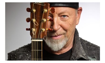 RICHARD THOMPSON: a MESTRE l’imperdibile live del maestro del folk-rock inglese e cofondatore dei FAIRPORT CONVENTION