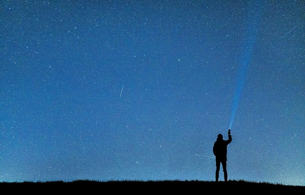 Notte di San Lorenzo: Wallapop svela gli oggetti immancabili per una serata sotto le stelle