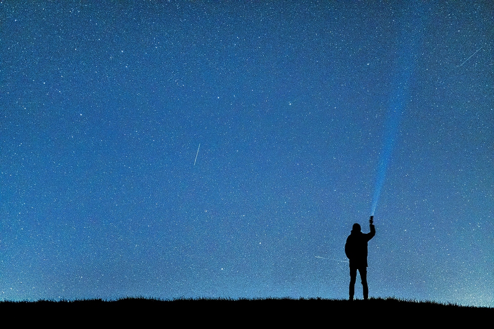 Notte di San Lorenzo: Wallapop svela gli oggetti immancabili per una serata sotto le stelle
