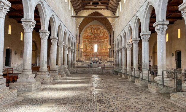 Nella Basilica di Aquileia il concerto accessibile di Filarmonici Friulani e Kairos Vox