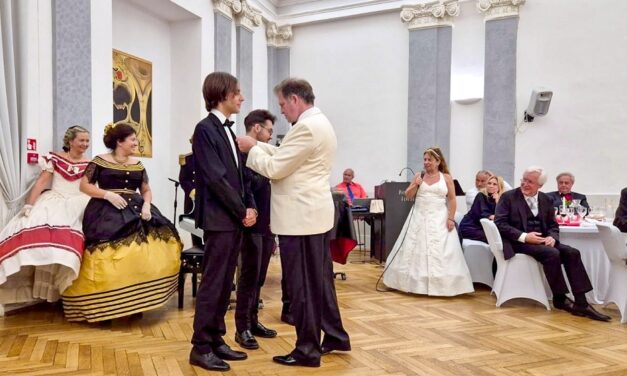 Il fotografo e attivista friulano Aran Cosentino vince due premi a Trieste: “Giovane Eccellenza” e “Austria Imperialis”