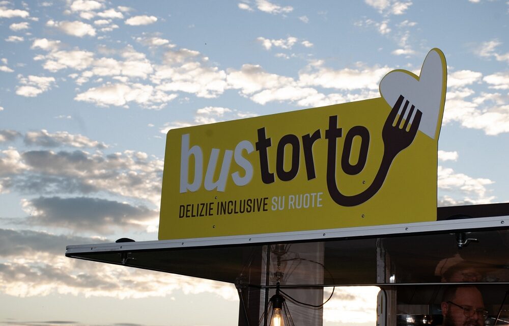 Inaugurato “BUSTORTO”, il food truck inclusivo di Hattiva Lab