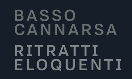RITRATTI ELOQUENTI: GLI SCRITTORI E I PROTAGONISTI DELLA CULTURA NELLO SGUARDO DI BASSO CANNARSA IN MOSTRA NEL SALONE ABBAZIALE DI SESTO AL REGHENA