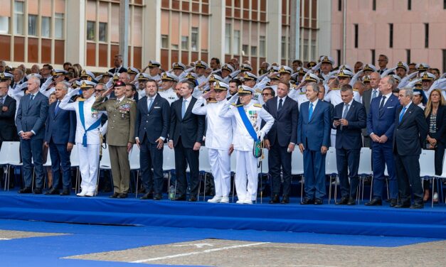 Cambio al vertice della Guardia Costiera: all’Ammiraglio Carlone succede l’Ammiraglio Liardo