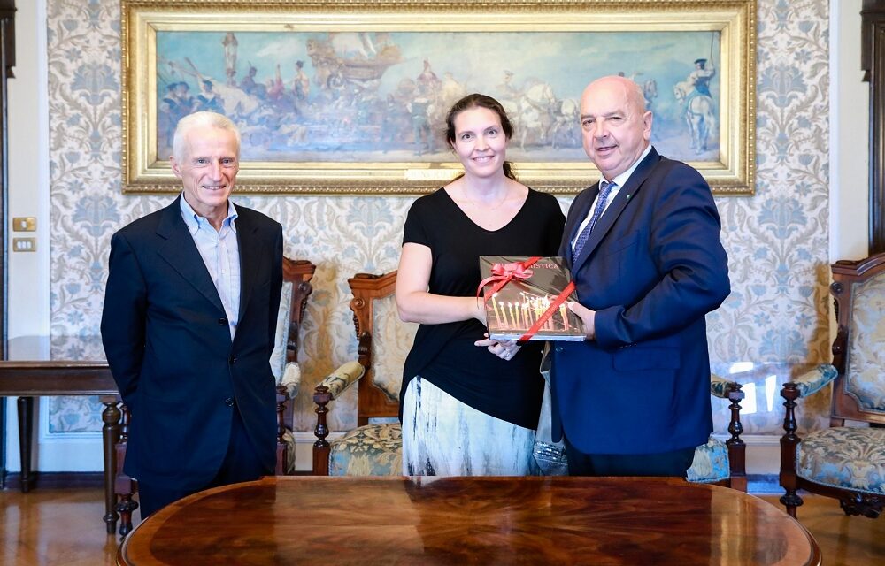 IL SINDACO ROBERTO DIPIAZZA HA RICEVUTO IL CONSOLE ONORARIO DI FRANCIA A TRIESTE AGNESE GHERSI