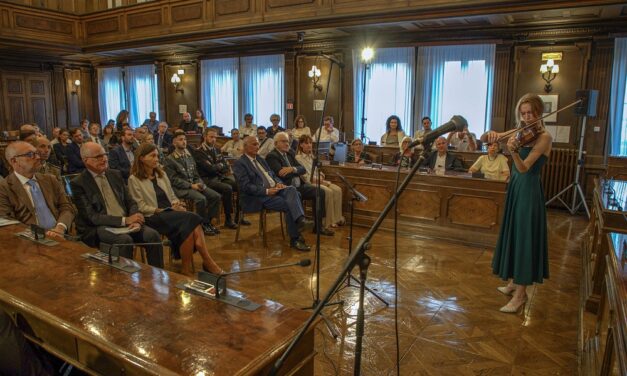 LA SALA DEL CONSIGLIO COMUNALE HA OSPITATO IL CONCERTO INAUGURALE DELLA TERZA EDIZIONE DEL “FESTIVAL DI TRIESTE – IL FARO DELLA MUSICA”