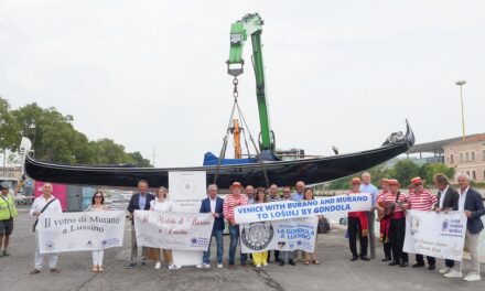 PARTITA LA GONDOLA DA VENEZIA PER LUSSINO