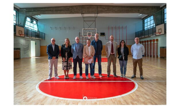 CONCLUSI I LAVORI NELLA PALESTRA DELLA SCUOLA PRIMARIA ELIO DE MORPURGO