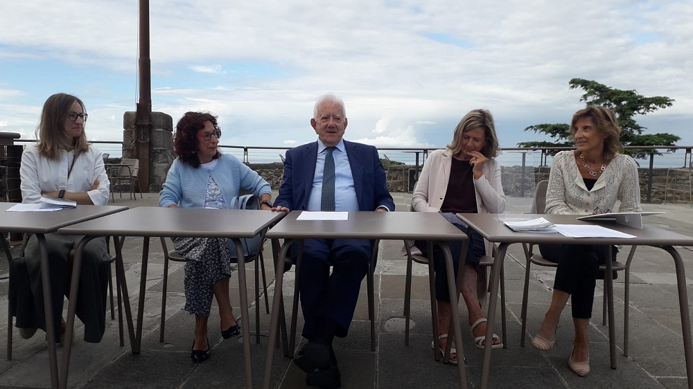 PRESENTATO IL PROGETTO” IL MUSEO INCONTRA LA SCUOLA – TRADUZIONE IN LINGUA TEDESCA DEI PANNELLI DEL MUSEO DEL CASTELLO DI SAN GIUSTO”