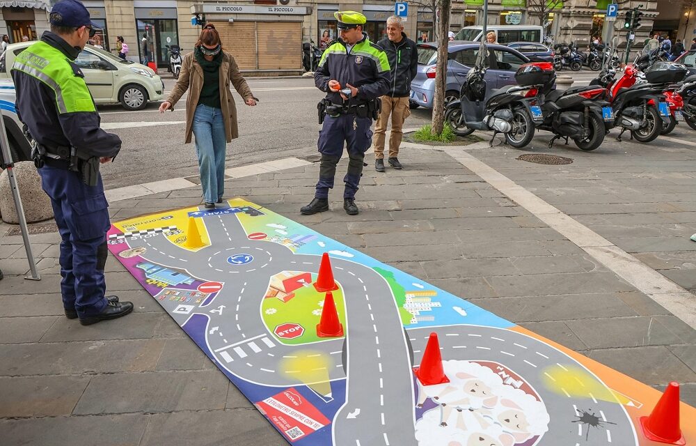 GIOVEDÌ 18 SETTEMBRE, NELL’AMBITO DELLA “SETTIMANA EUROPEA DELLA MOBILITÀ” LA POLIZIA LOCALE SARÀ PRESENTE IN LARGO BONIFACIO PER UNA GIORNATA DI APPROFONDIMENTO SULLA SICUREZZA STRADALE