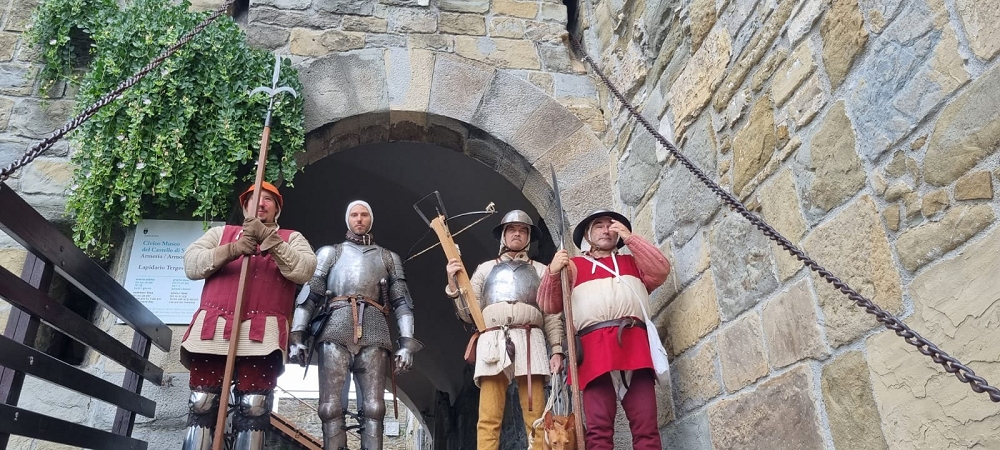SABATO 6, E DOMENICA 7 SETTEMBRE “LE STAGIONI DELLE ARMI NEL TRECENTO” AL CASTELLO DI SAN GIUSTO