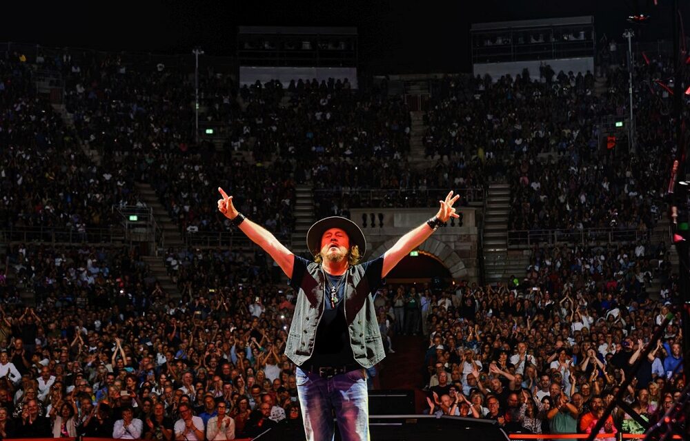 ZUCCHERO “SUGAR” FORNACIARI festeggia il suo 70° compleanno con il 7° dei suoi 12 show all’Arena di Verona