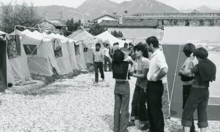 “Friuli 1976: il volto di una comunità che rinasce”: la Società Filologica Friulana lancia un invito alla raccolta di fotografie della ricostruzione