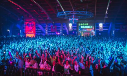 CEGHEDACCIO, LA MAGIA CONTINUA: IN OLTRE 3 MILA PER RIVIVERE LA MUSICA CHE NON TRAMONTA MAI