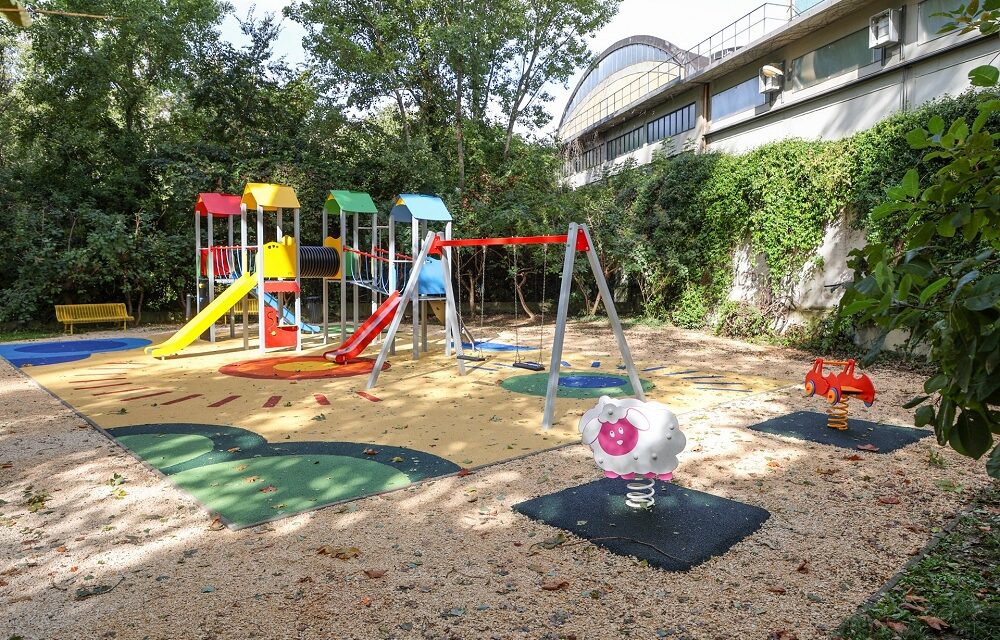INAUGURATA DALL’ASSESSORE ALLE POLITICHE DEL TERRITORIO, MICHELE BABUDER LA NUOVA AREA GIOCHI DEL GIARDINO ANTOLLOVICH