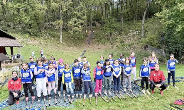 Progetto “Ricreatori” di Trieste, alla scoperta degli sporti invernali: ad Aurisina consegnati i diplomi ai giovani partecipanti del 1° gruppo