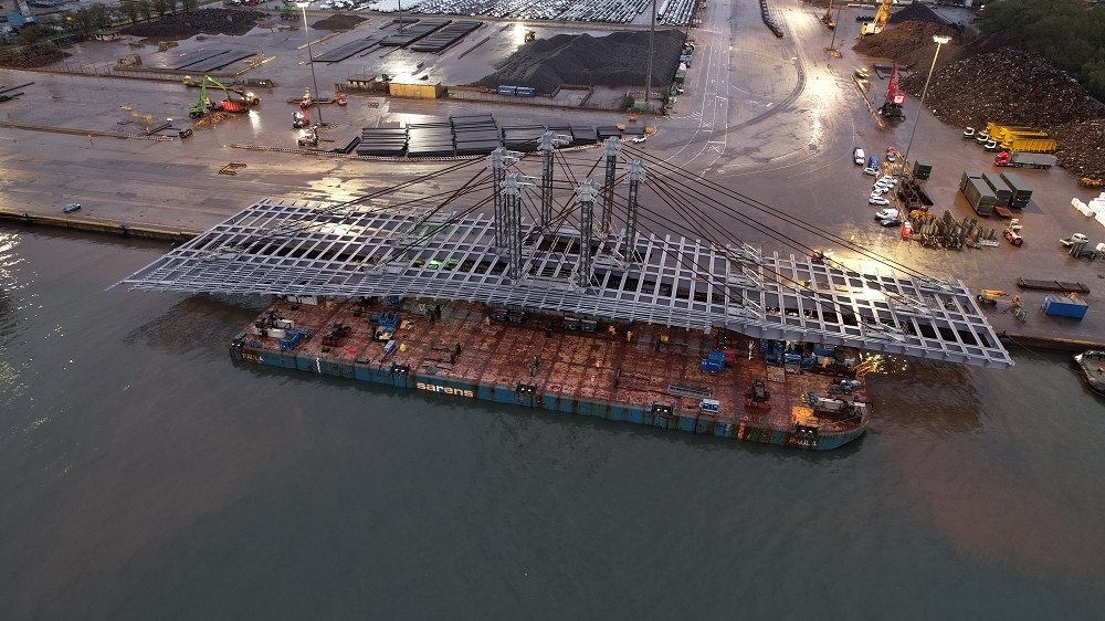 INFRASTRUTTURE: CIMOLAI COMPLETA IL CARICO DEL PONTE ANNE DE BRETAGNE DESTINATO A NANTES