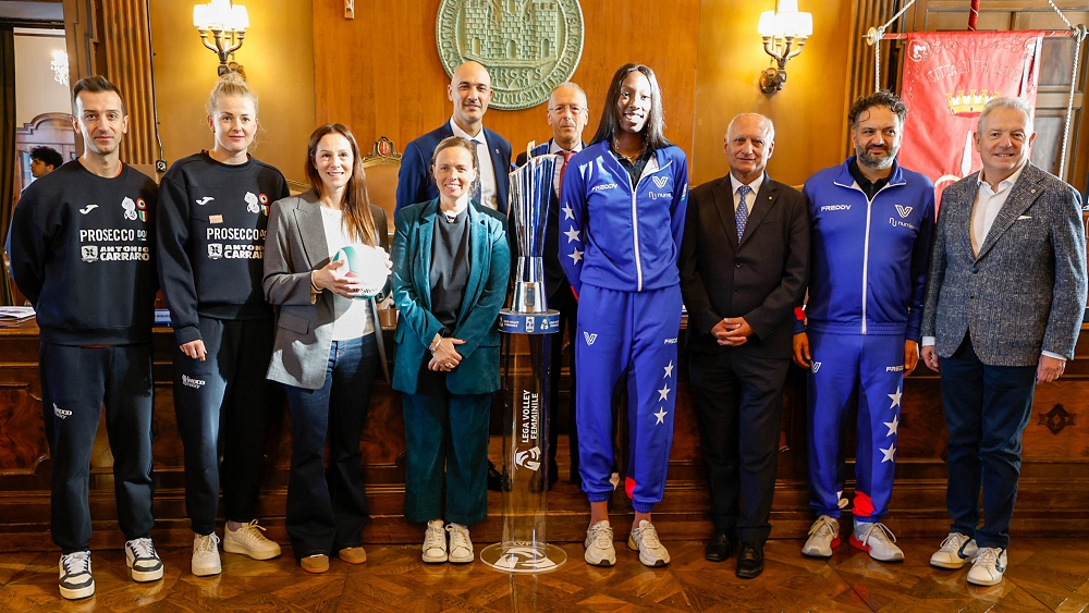 SABATO 18 OTTOBRE ALLE ORE 17.30 AL PALATRIESTE SI SVOLGERÀ LA 30ª EDIZIONE DELLA “SUPERCOPPA FINECO” TRA DUE DELLE PIÙ FORTI SQUADRE ITALIANE: PROSECCO DOC A. CARRARO IMOCO CONEGLIANO E LA NUMIA VERO VOLLEY MILANO