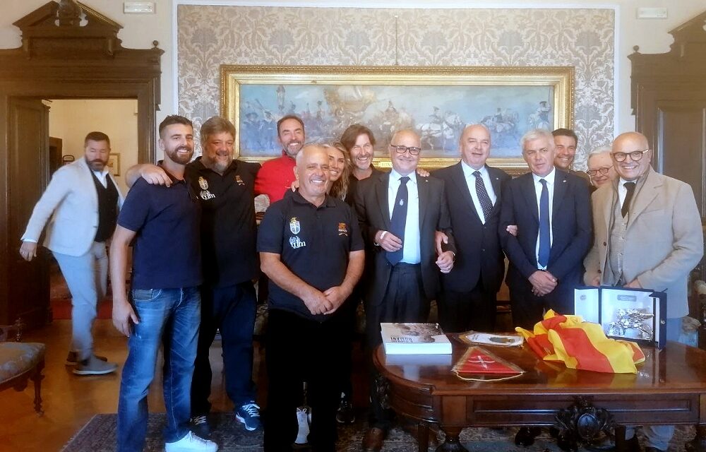 RICEVUTA IN SALOTTO AZZURRO DELEGAZIONE DI FERTILIA, STORICO PUNTO DI RIFERIMENTO DELL’ESODO ISTRIANO, FIUMANO E DALMATA IN SARDEGNA