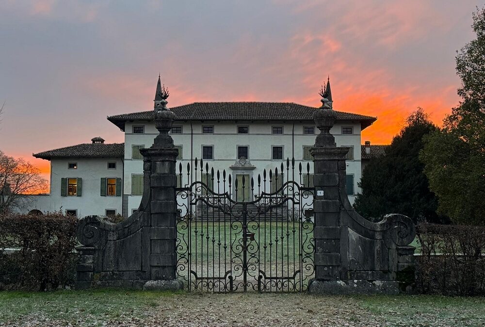 A VILLA MANGILLI SCHUBERT UN CICLO DI CONFERENZE SUL SECONDO DOPOGUERRA IN FRIULI VENEZIA GIULIA: L’EVENTO SI INSERISCE NEL PROGETTO “AVAMPOSTO, WE ARE STANDING ON THE EDGE”