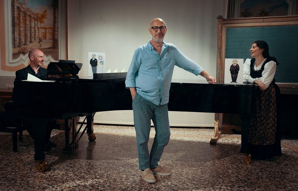 “IL MATTO DEI SASSI”: DOPO “SENZA MEMORIA” ARRIVA IL NUOVO SPETTACOLO TEATRALE PROMOSSO DAL MUSEO CARNICO DELLE ARTI POPOLARI “MICHELE GORTANI” IN COPRODUZIONE CON IL TEATRI STABIL FURLAN