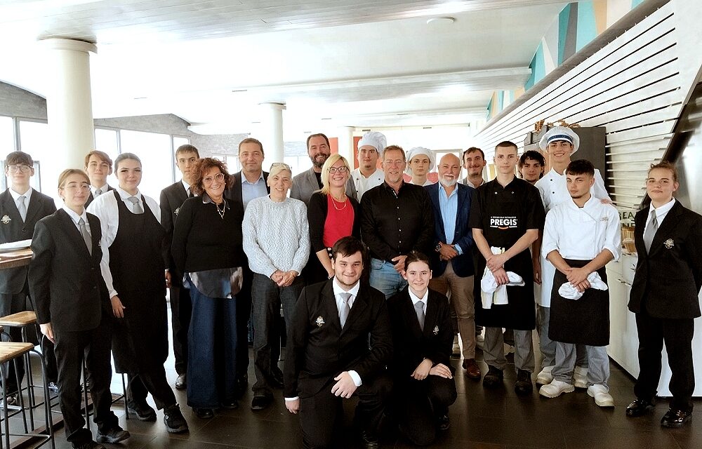 MUGGIA: SINDACO E GIUNTA IN VISITA AL RISTORANTE DIDATTICO DELLO IAL FVG A PORTO SAN ROCCO