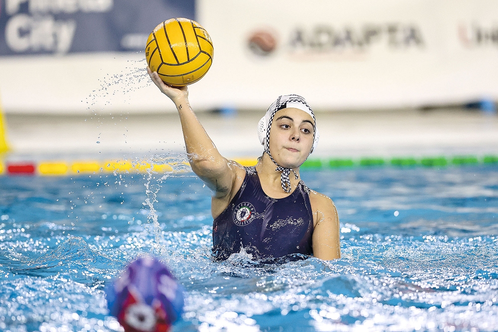 PALLANUOTO SERIE A1 FEMMINILE, QUARTA GIORNATA DI CAMPIONATO: TRIESTE BATTE LA LOCATELLI (19-9) E CONSERVA IL PRIMATO