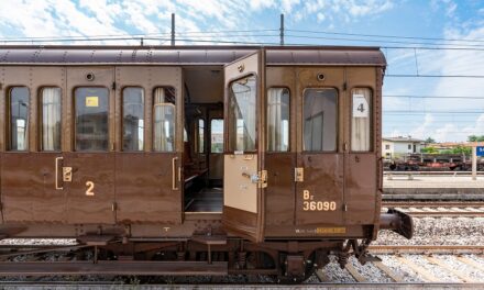 Treni storici: a ottobre ancora appuntamenti sulle carrozze d’epoca