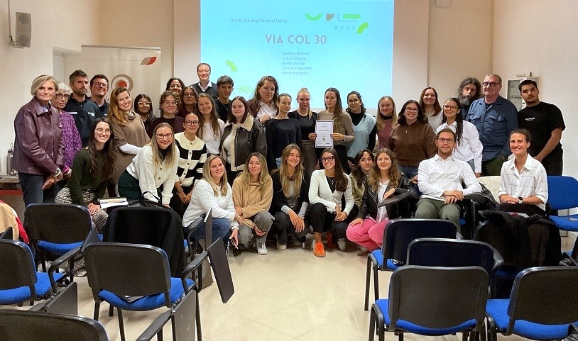 TEAM DI STUDENTI DEGLI ATENEI DI UDINE E DI TRIESTE PROGETTANO UN PIANO DI COMUNICAZIONE PER LA MOBILITÀ SOSTENIBILE UNIVERSITARIA