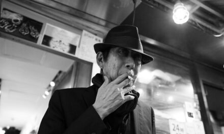 TOKYO IN BIANCO E NERO DI EDOARDO MAGRINI: A PALAZZO RAGAZZONI DI SACILE LA MOSTRA FOTOGRAFICA CHE APRE IL FINE SETTIMANA DI ANTEPRIME DEL FESTIVAL IL VOLO DEL JAZZ