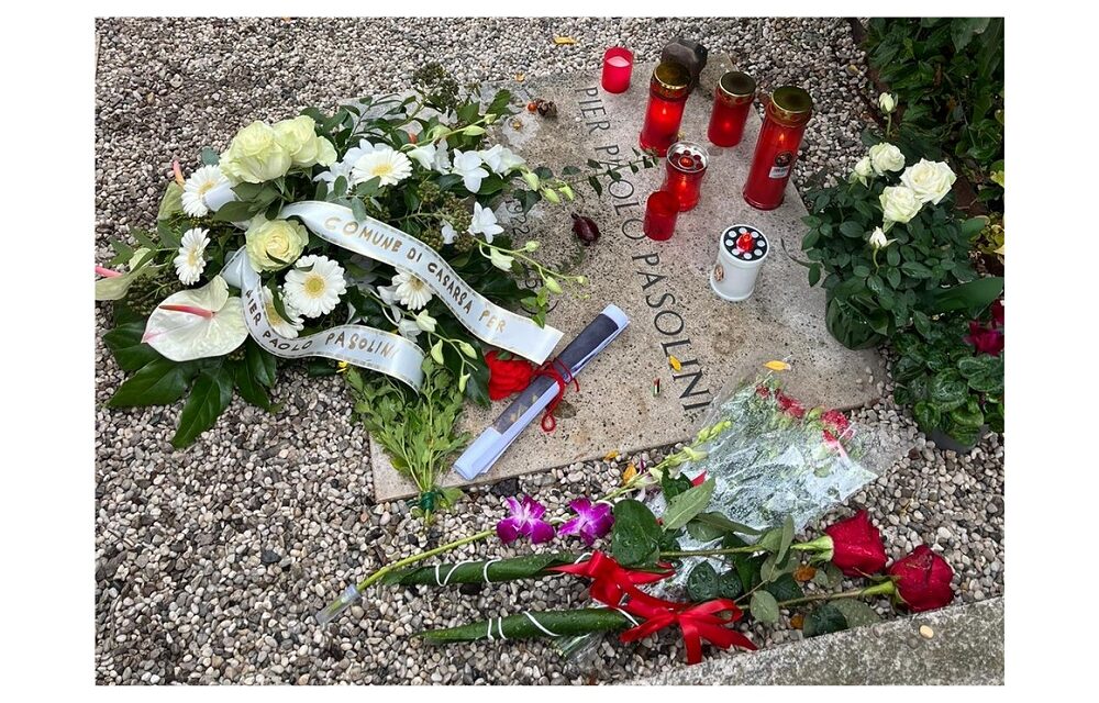 COMMOZIONE E MEMORIA A CASARSA DELLA DELIZIA (PORDENONE): LE CELEBRAZIONI PER I 50 ANNI DELLA MORTE DI PASOLINI CON ORAZIONE FUNEBRE E INTERVENTI APRONO UNA DUE GIORNI DI EVENTI, IN REGIA IL CENTRO STUDI PASOLINI CON IL COMUNE DI CASARSA