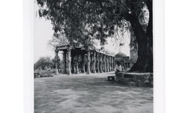 PROROGATA FINO AL 18 GENNAIO 2026 LA MOSTRA “INDIA. DUE SGUARDI, UN RACCONTO”: LE FOTOGRAFIE DI ADRIANO PERINI, CONSERVATE NELLA FOTOTECA DEI CIVICI MUSEI DI STORIA ED ARTE, DIALOGANO CON LE TESTIMONIANZE DI SANDRO ANTONIOLLI