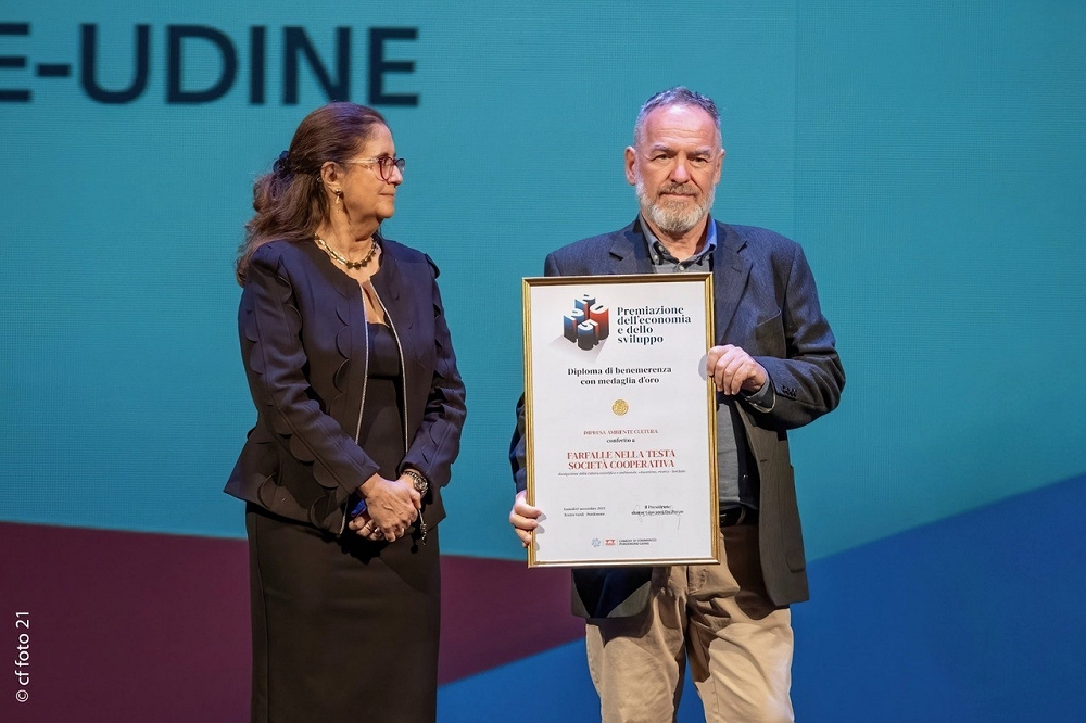 FARFALLE NELLA TESTA PREMIATA COME ECCELLENZA DALLA CAMERA DI COMMERCIO PORDENONE-UDINE