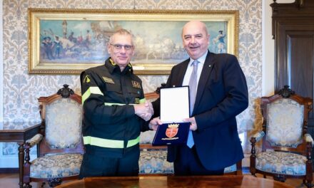 IL SINDACO DI TRIESTE ROBERTO DIPIAZZA HA RICEVUTO IL NUOVO DIRETTORE DELLA DIREZIONE REGIONALE DEI VIGILI DEL FUOCO, LUIGI GIUDICE