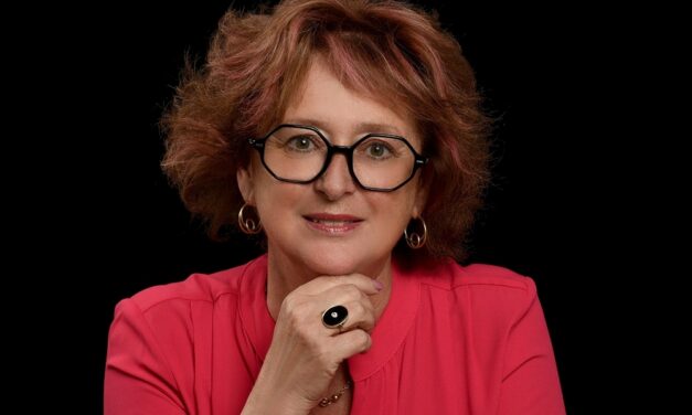 VENERDÌ 14 NOVEMBRE ALLE ORE 17.30 ALLA BIBLIOTECA COMUNALE “P.A. QUARANTOTTI GAMBINI” PRESENTAZIONE DEL LIBRO “UNA PROMESSA” DI MARINA DORSI