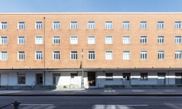 MARTEDÌ 2 DICEMBRE IN OCCASIONE DELLA GIORNATA MONDIALE DEL DONO IL PALAZZO URBAN CENTER SARÀ ILLUMINATO DI ROSSO