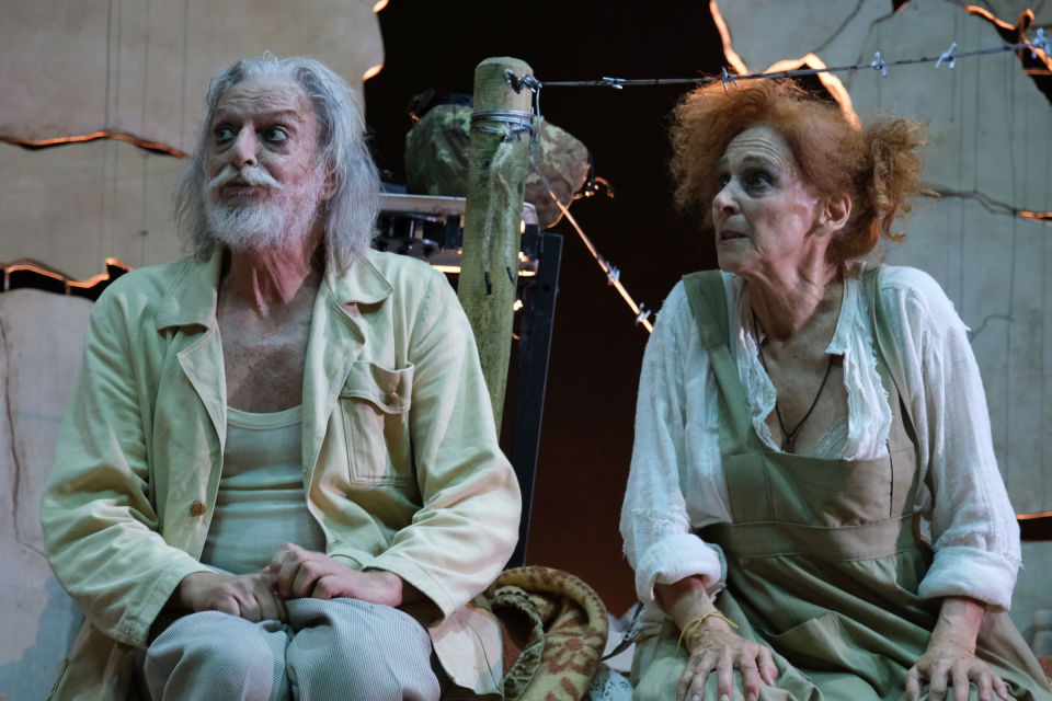 The other side con Elisabetta Pozzi e Gigio Alberti in due teatri ERT