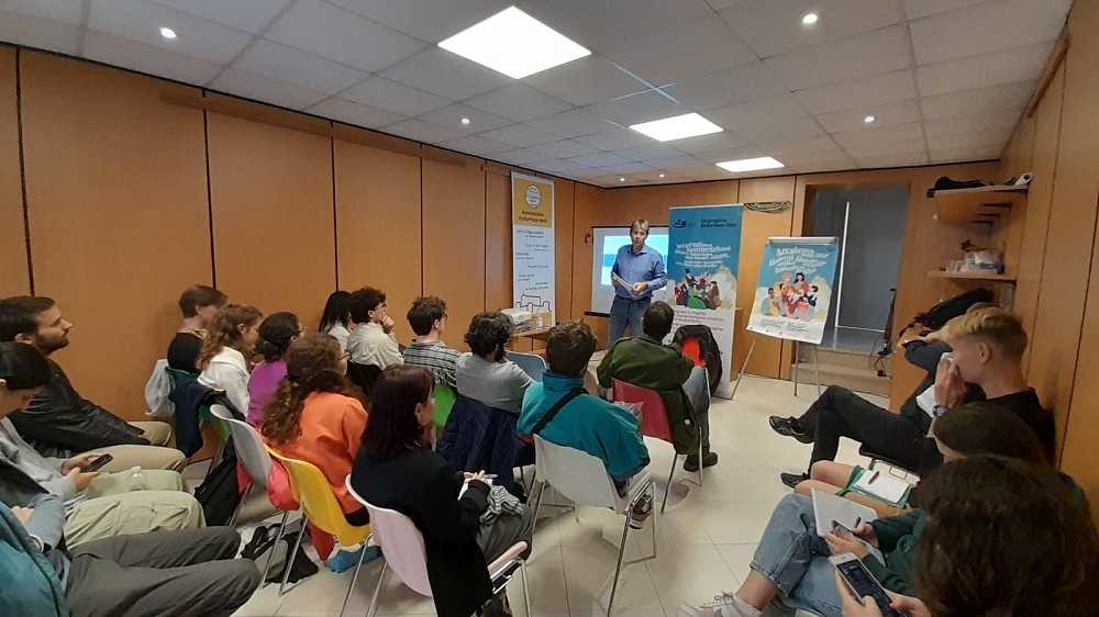 ACCADEMIA DELLE LINGUE DI KULTURHAUS GÖRZ: ANCORA A DISPOSIZIONE ALCUNI POSTI PER I CORSI DI TEDESCO, SLOVENO, INGLESE, CROATO, SPAGNOLO, GIAPPONESE E ITALIANO PER STRANIERI