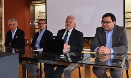 UN NATALE SPLENDENTE TRA TRADIZIONE E INNOVAZIONE, DA VENERDÌ 28 NOVEMBRE 2025 A TRIESTE LA NUOVA COREOGRAFIA DI LUCI